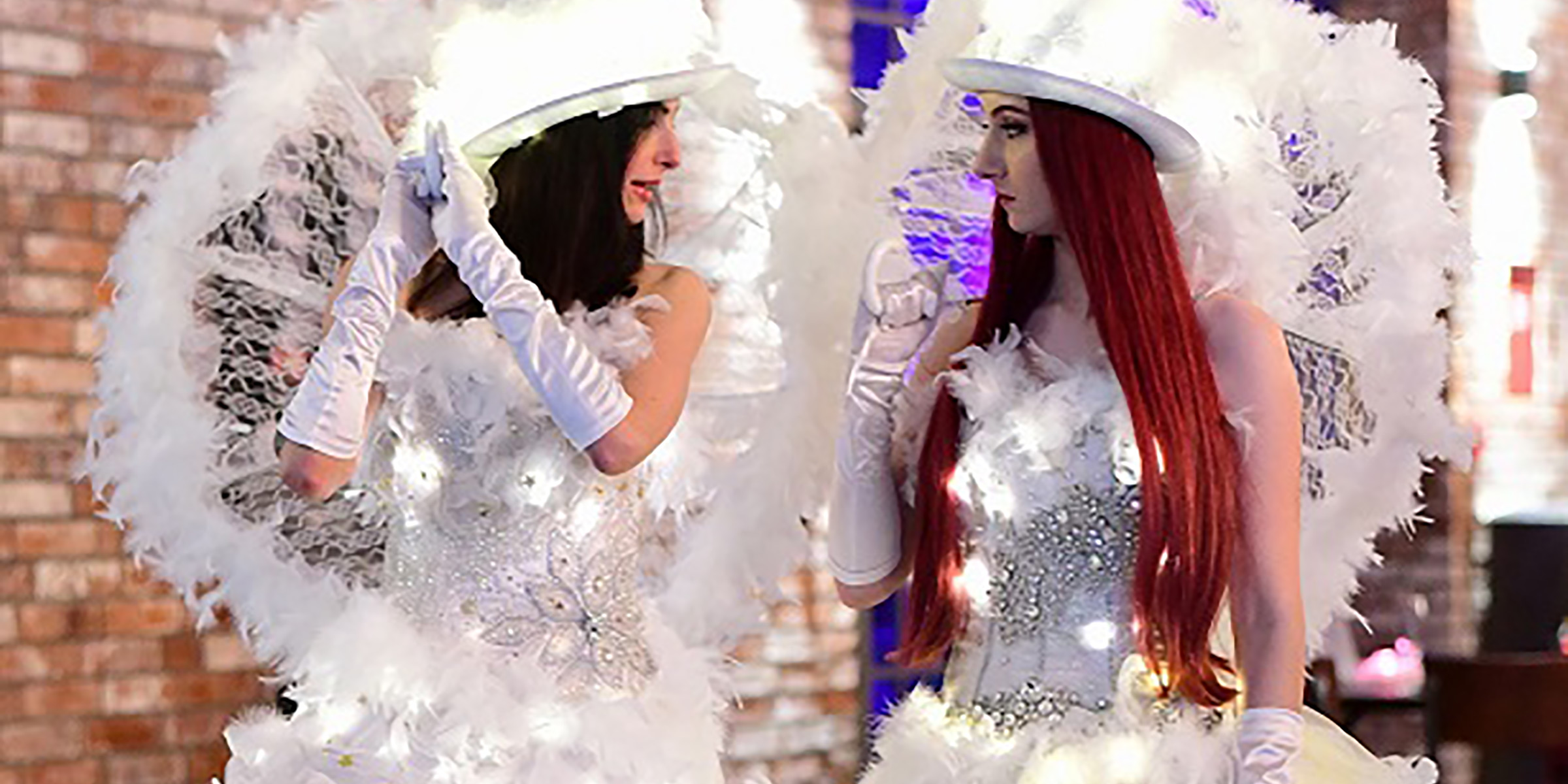 Galaveranstaltung, Catering, Show Act, Band, Inszenierung, Gala Ablauf, Show, Moderator, Laser Show, Einladungen, Einladungsmanagement, Konzert, Bühne, Luxus Event, Fashion Event, Künstler mieten, Band mieten, Live Konzert, White Party, Showprogramm