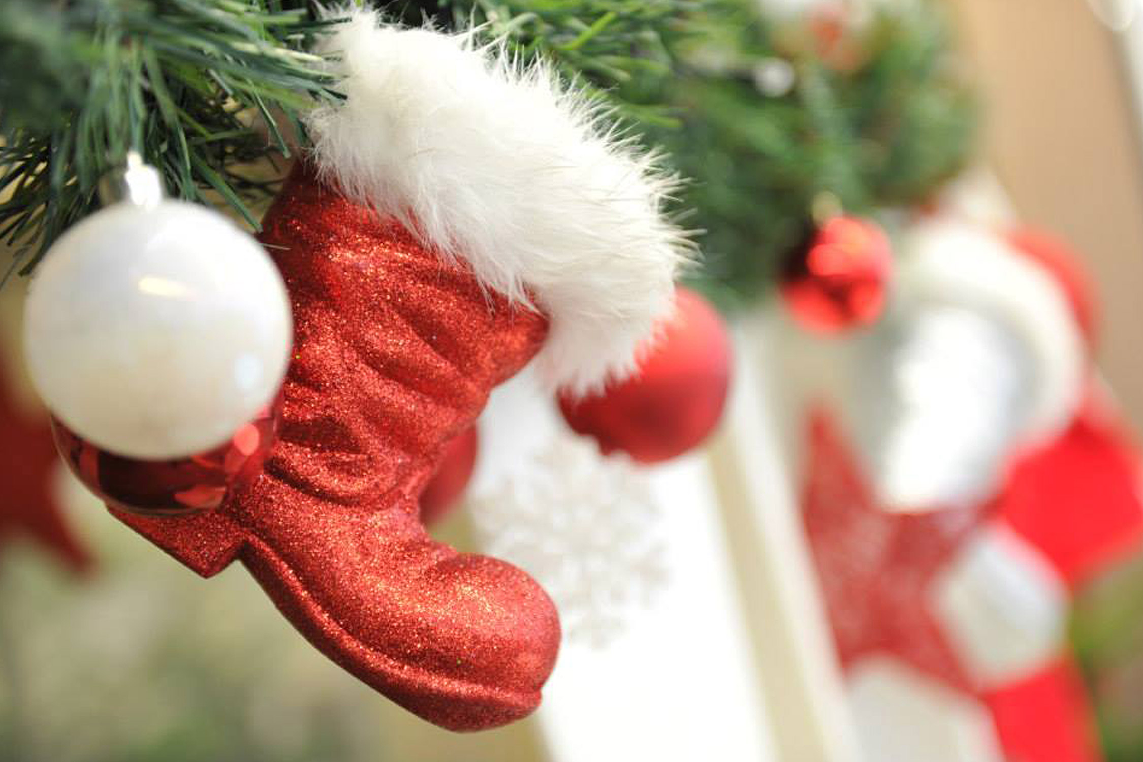 Weihnachtsmarkt, Weihnachtsveranstaltung, Weihnachtsfeier, Weihnachtsevent, Weihnachtsparty, Weihnachten, Weihnachtsengel, Rentier Laufkostüm, Schneemann Laufkostüm, Bastelstationen, mobiler Weihnachtsmarkt, Weihnachtsmarktbuden